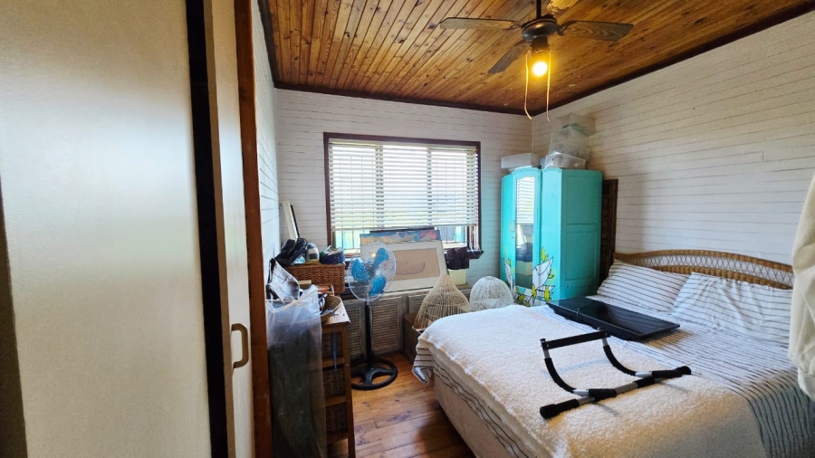 5 Bedroom Property for Sale in Sedgefield Central Western Cape